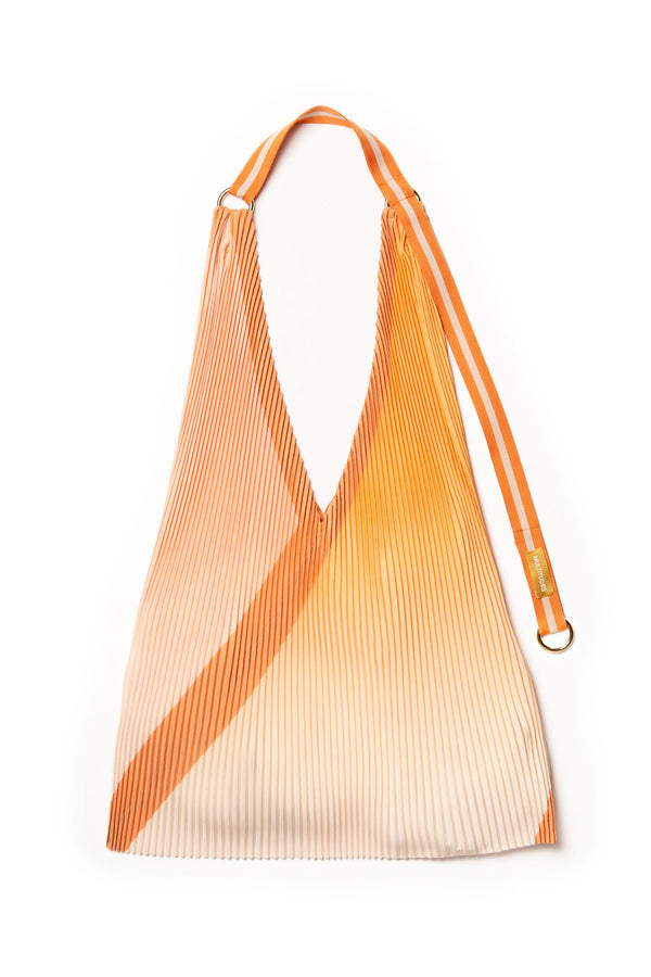 Pleated Y Bag - Monica Nude - Close Up