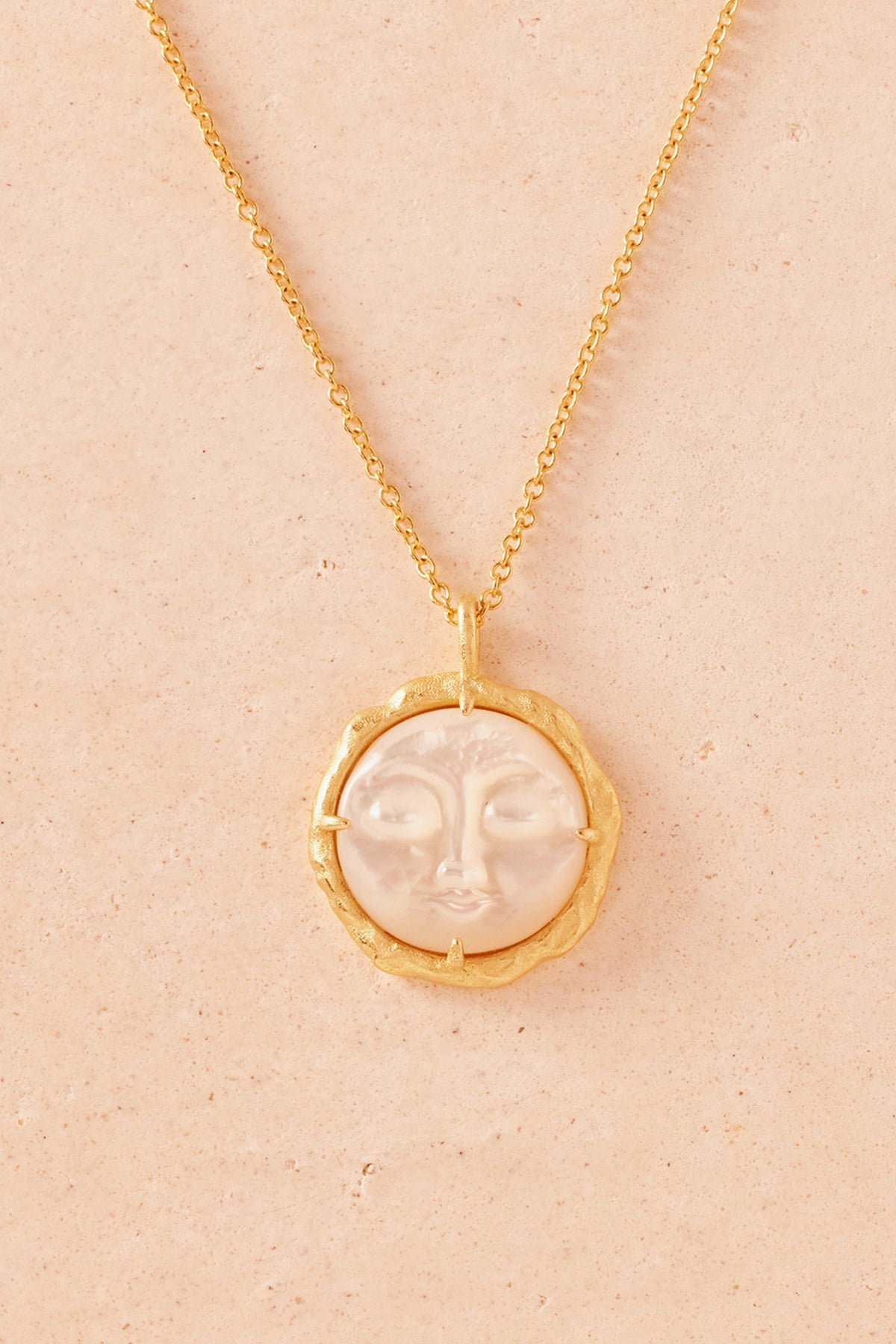 Hëna Necklace