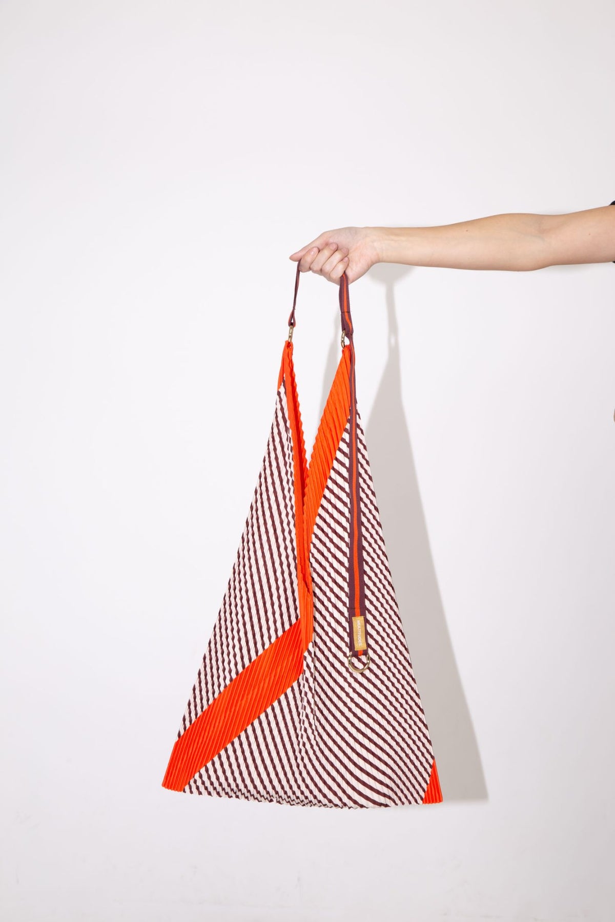 Pleated Y Bag - Francesca Red