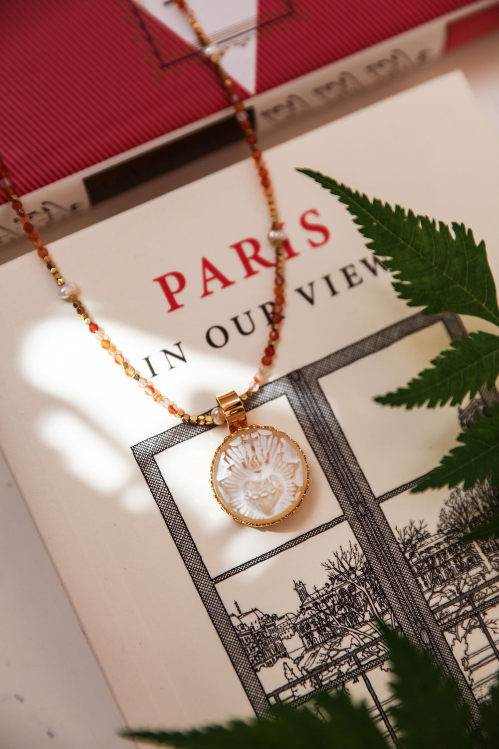 Versailles Necklace - Amber Heart