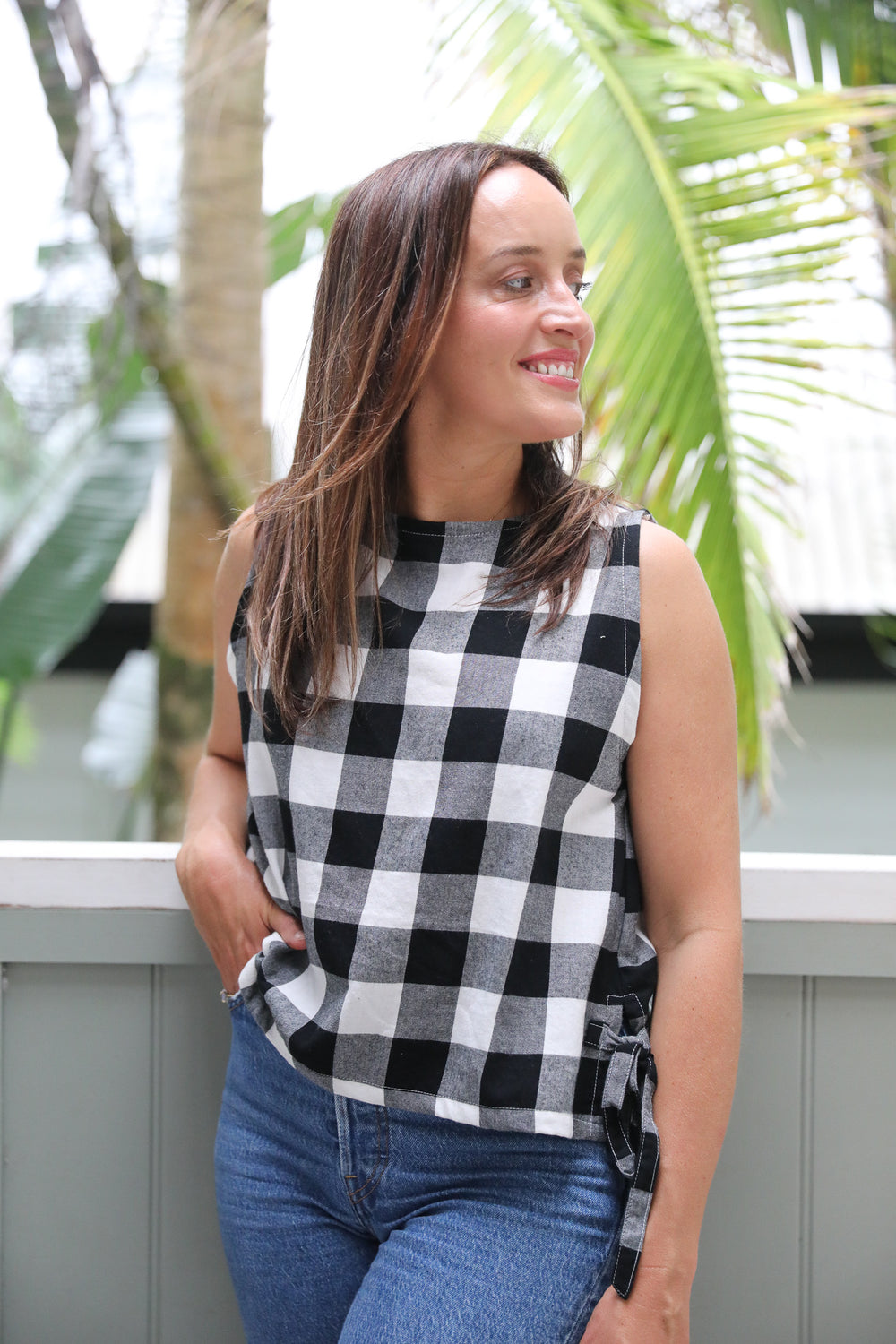 Everly Staple Top - Black