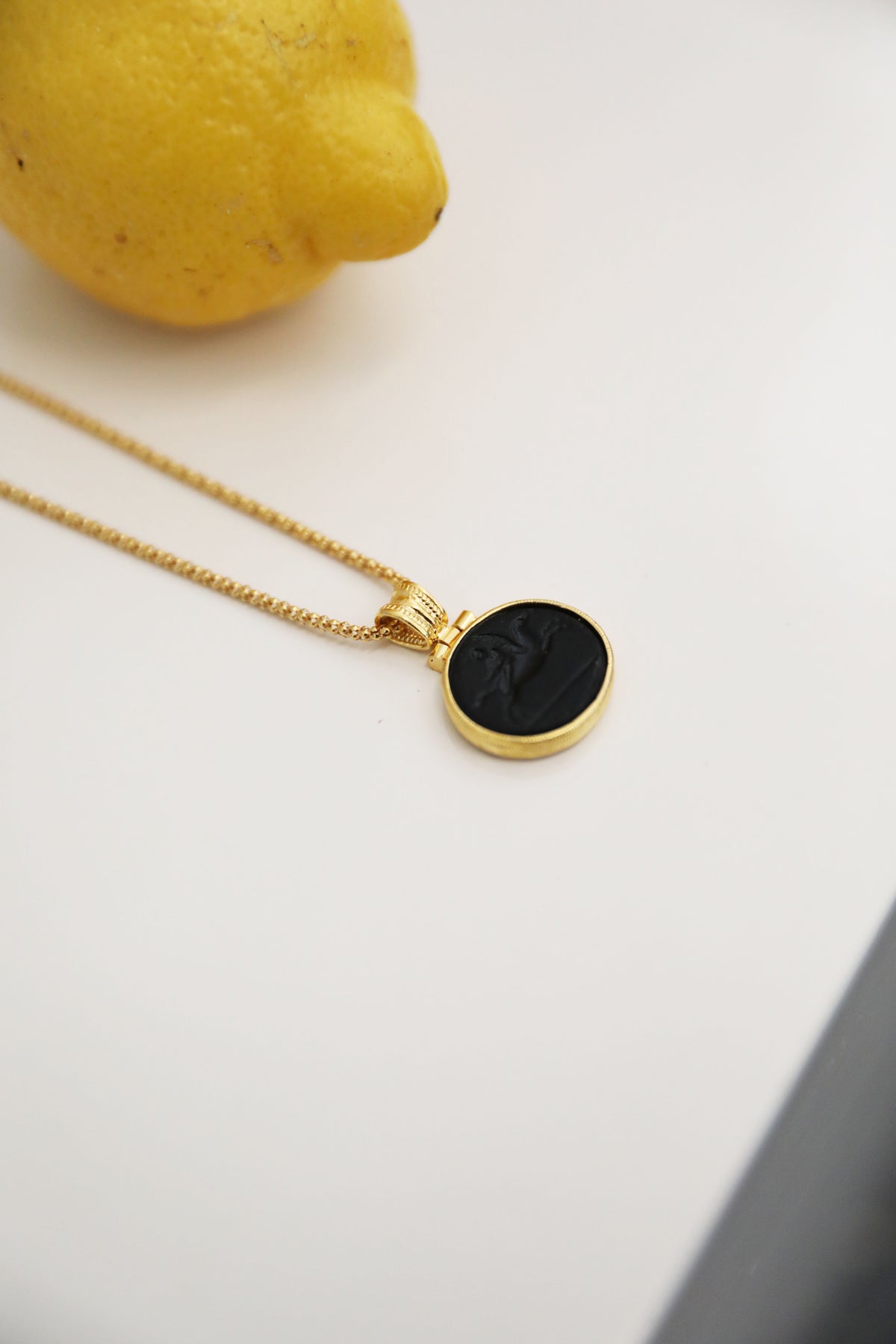 Roma Necklace - Black