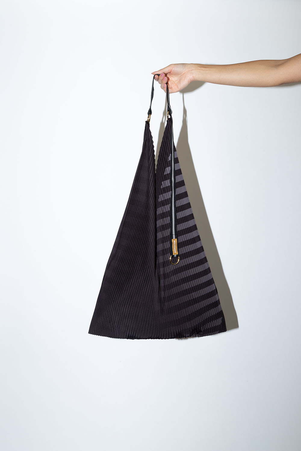 Pleated Y Bag - Claudia Black