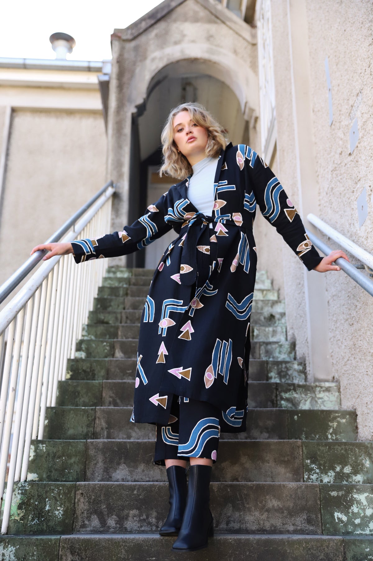 Temple Linen Duster - Black