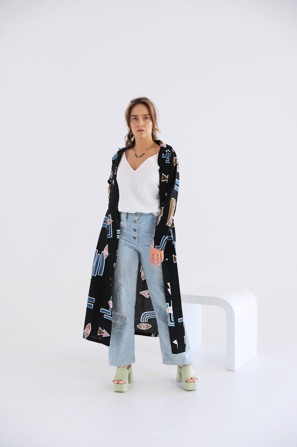 Temple Linen Duster - Black