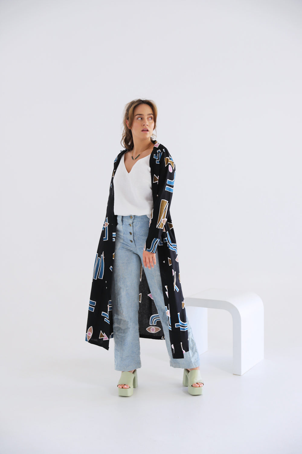 Temple Linen Duster - Black